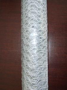 Buy cheap 25mm x 1.2m x 25m Gi Hexagonal Wire Mesh For Dubai Market/Chicken wire mesh rolls product