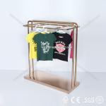 2014 new design custom metal wall garment display rack for clothing retail store