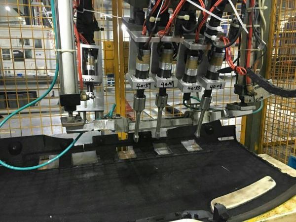 Riveting Embossing Ultrasonic Spot Welding Machine Automotive Interior Plastic Parts