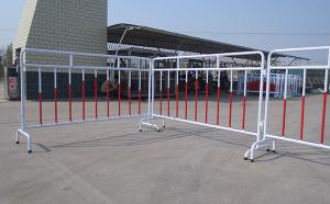 Buy cheap Galvanized Portable Temporary Mesh Fencing Panels For Construction Site product