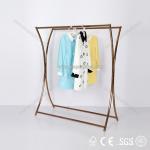 2014 new design custom metal wall garment display rack for clothing retail store